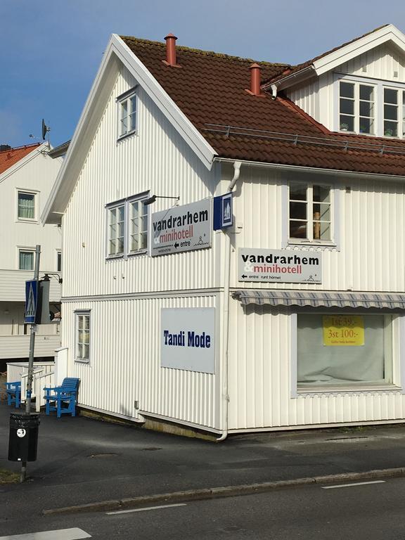 Grebbestads Vandrarhem Exterior photo