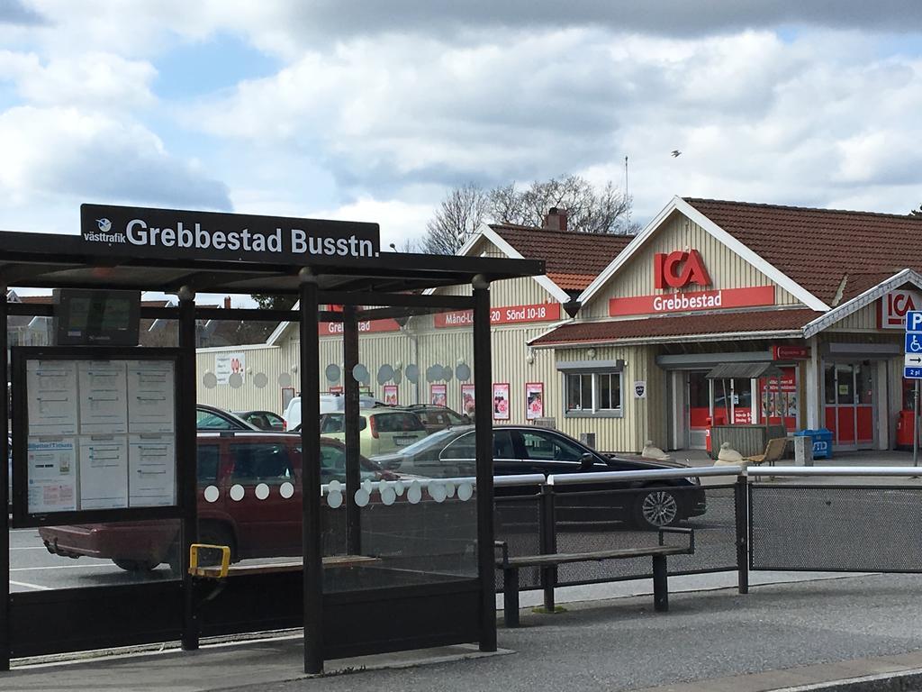 Grebbestads Vandrarhem Exterior photo